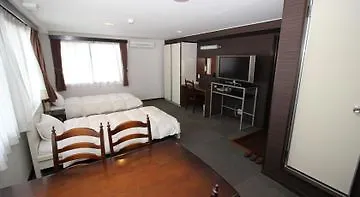 Hotel Chrysantheme Kyōto